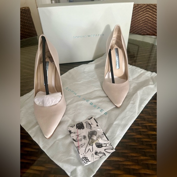 Sophia WebsterCoco Crystal Pump - Picture 14 of 16